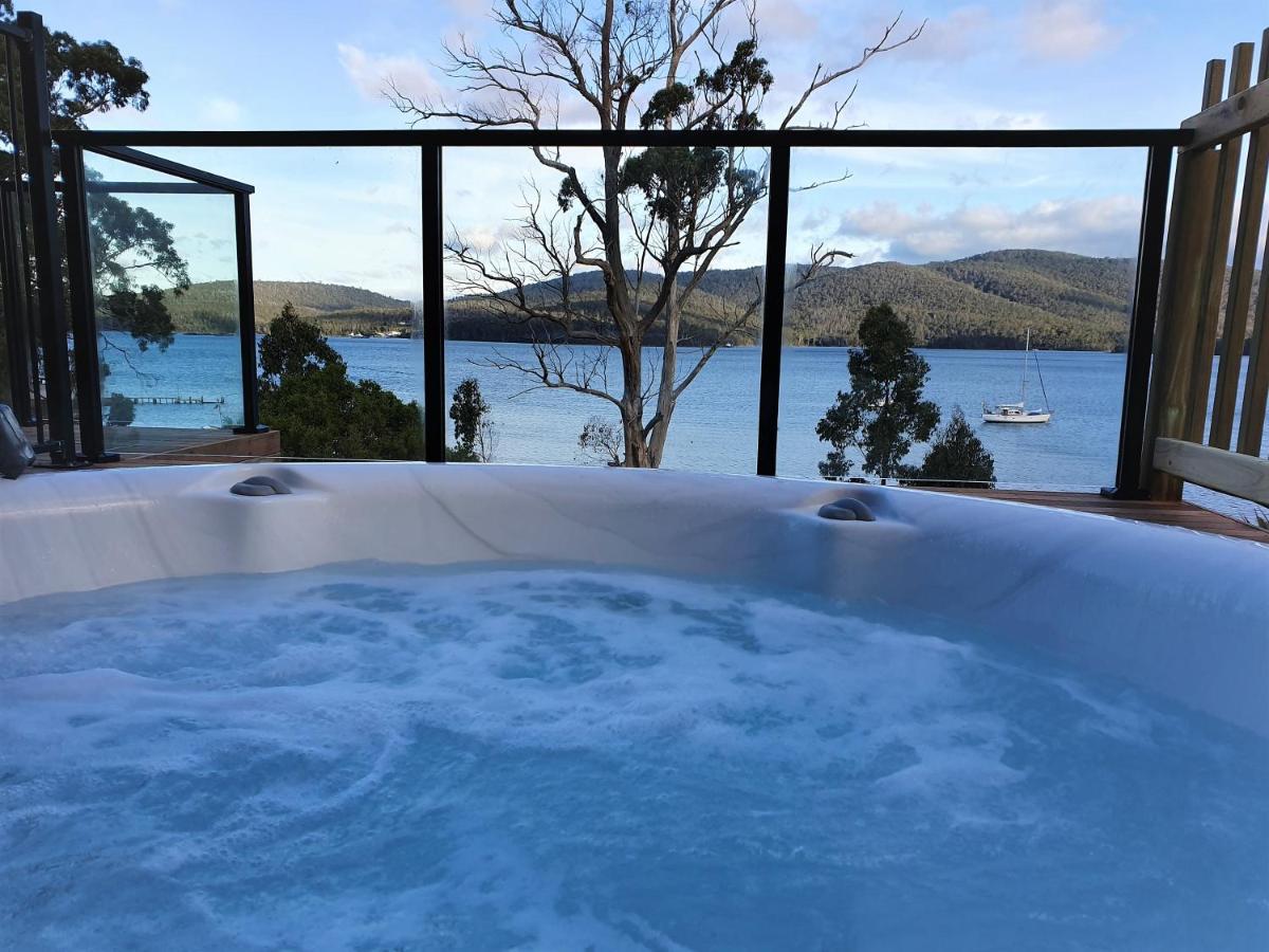 The Beach House- Private Jacuzzi And Wood Fire! Dover Extérieur photo