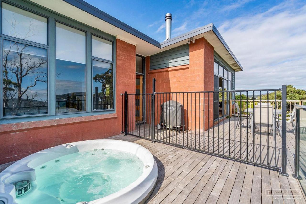 The Beach House- Private Jacuzzi And Wood Fire! Dover Extérieur photo